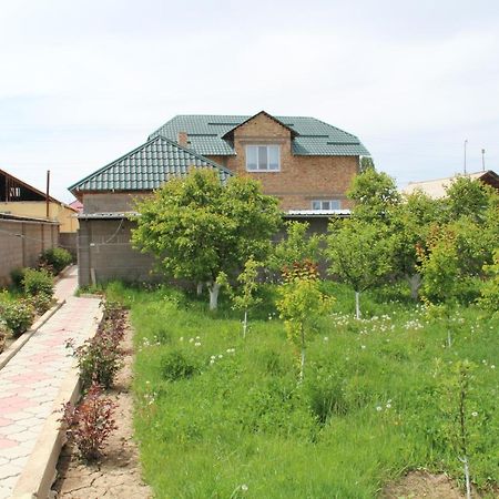 Guest House Semetei Bokonbayevo Ngoại thất bức ảnh